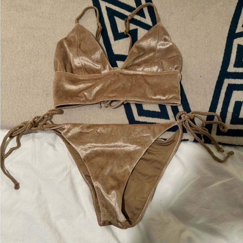 Frankies Gold Velvet bikini 2017